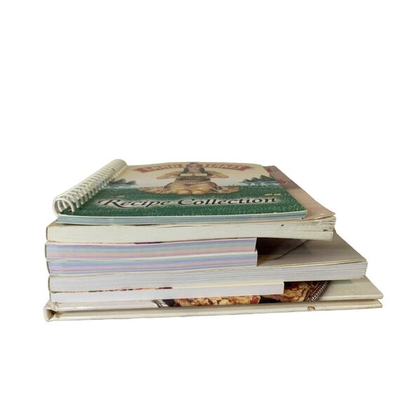 Land O Lakes Recipe Collection Set of 7 Baking Cookbooks Bundle Cookies Desserts - Picture 10 of 12